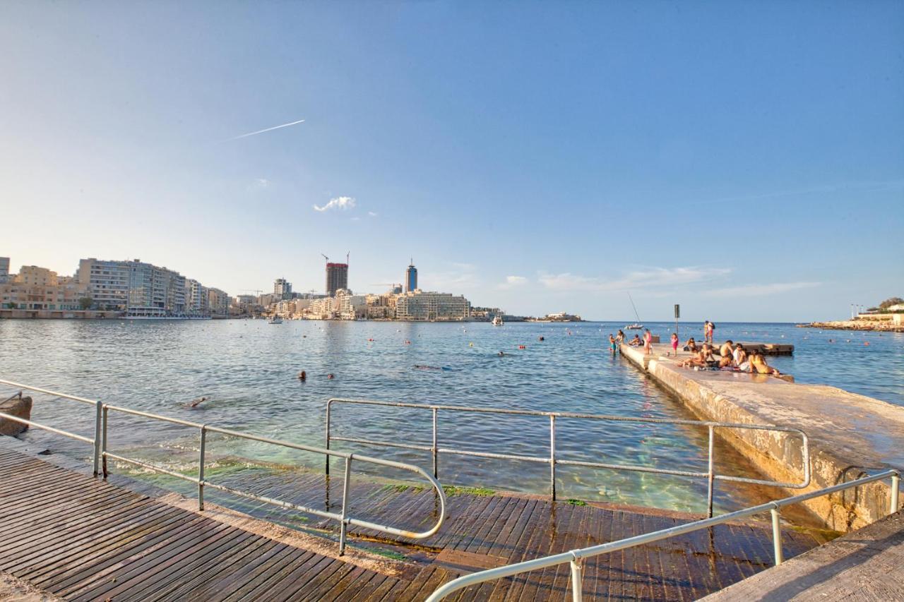 Vic- Seafront Apartment Sliema Exterior photo